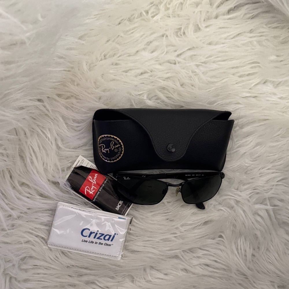 Ray-Ban Classic Black Sunglasses
